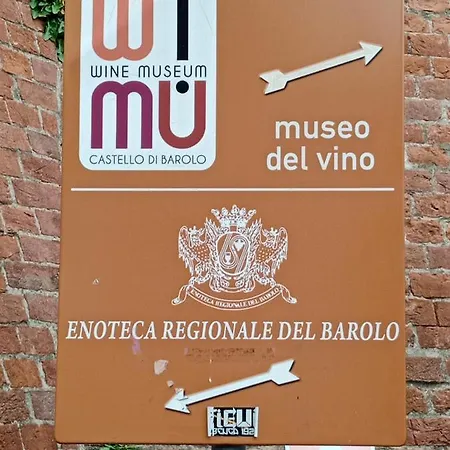 Al Civico 20 L'impero Del Sole! Сasa de vacaciones Barolo